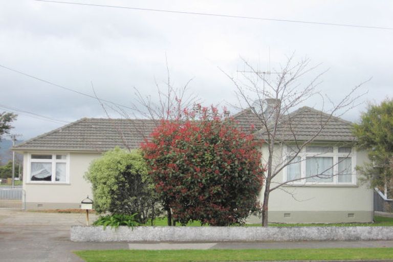 Photo of property in 38 Winchester Street, Levin, 5510