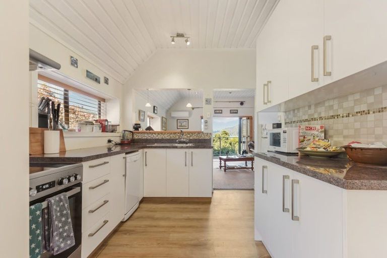 Photo of property in 1 Okiwa Place, Anakiwa, Picton, 7281