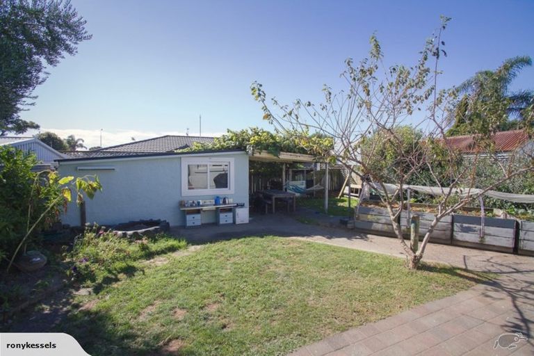 Photo of property in 9 Kinross White Street, Napier South, Napier, 4110