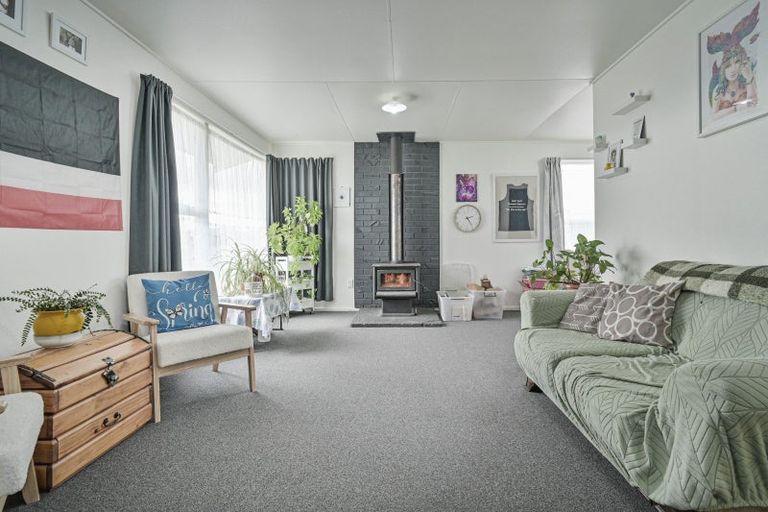 Photo of property in 12 Liverpool Crescent, Flaxmere, Hastings, 4120
