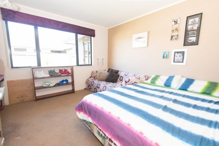Photo of property in 7 Branigan Parade, Kelvin Grove, Palmerston North, 4414