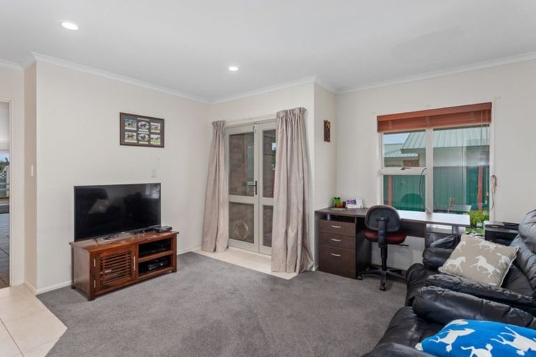 Photo of property in 21 The Glebe, Coastlands, Whakatane, 3120