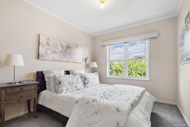 Photo of property in 10 Phillip Street, Pukekohe, 2120