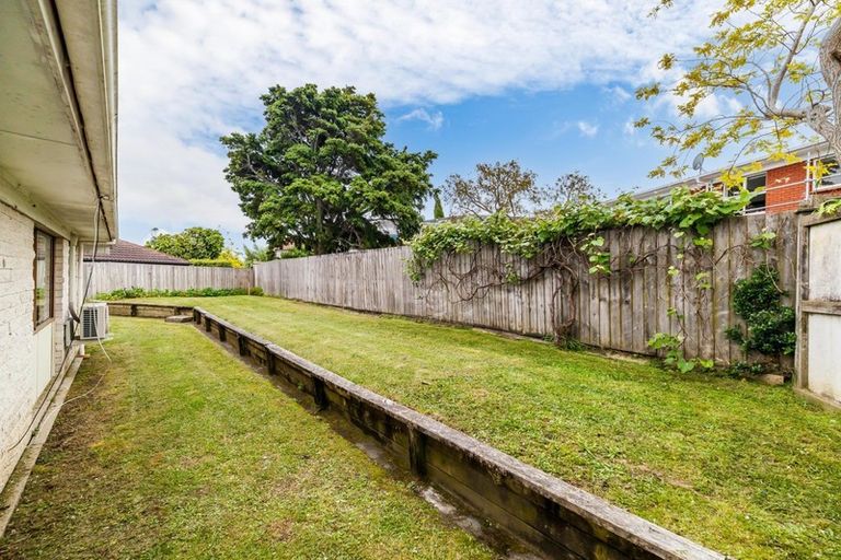 Photo of property in 3/11 Abercrombie Street, Howick, Auckland, 2014