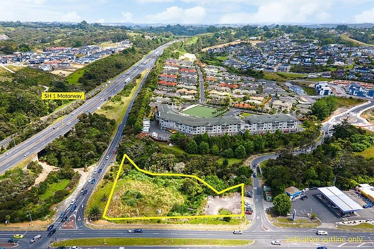 Photo of property in 157 Oteha Valley Road, Fairview Heights, Auckland, 0632