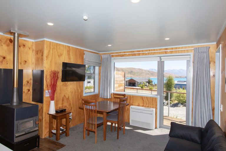 Photo of property in 5 Rankin Rise, Lake Tekapo, 7999