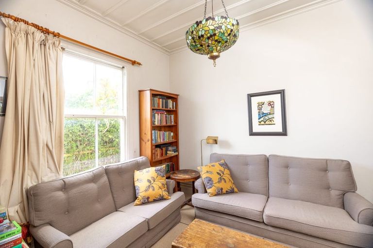 Photo of property in 104 Bassett Road, Remuera, Auckland, 1050