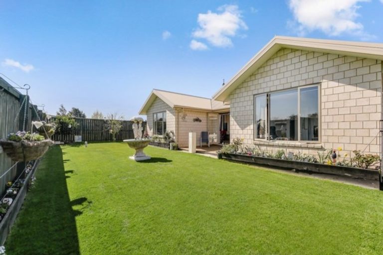 Photo of property in 21 Newbrook Terrace, Darfield, 7510