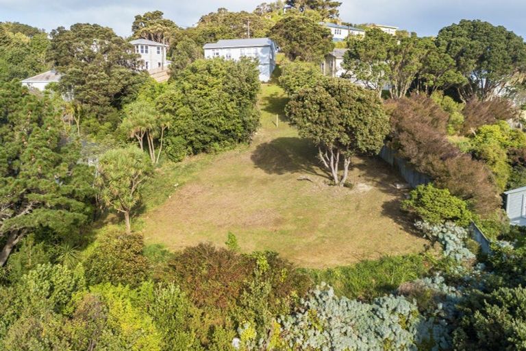 Photo of property in 102 Sidlaw Street, Strathmore Park, Wellington, 6022