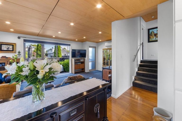 Photo of property in 108 Hawthorne Street, Strowan, Christchurch, 8052