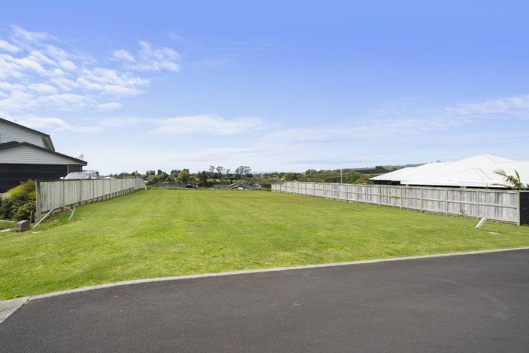 Photo of property in 17 Wairere Rise, Omokoroa, 3114