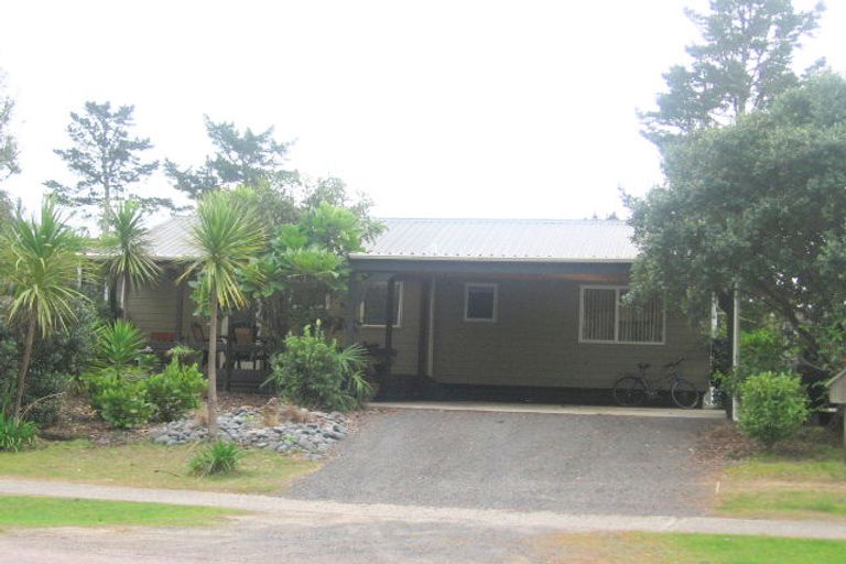 Photo of property in 310 Matarangi Drive, Matarangi, Whitianga, 3592