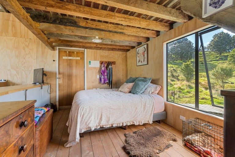 Photo of property in 957 Bull Road, Paparoa, 0193