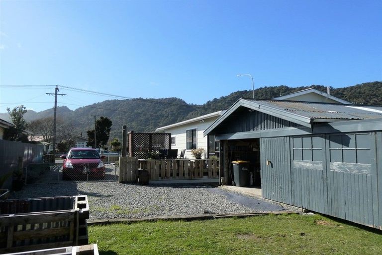 Photo of property in 94 Ward Street, Cobden, Greymouth, 7802