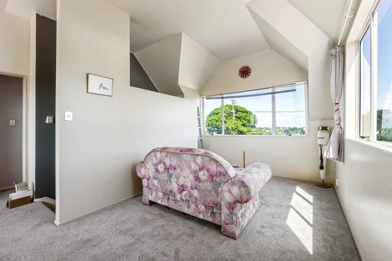 Photo of property in 141 Manuka Road, Bayview, Auckland, 0629