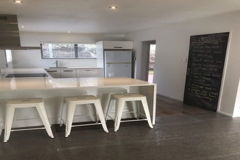 Photo of property in 2/91 Nayland Street, Sumner, Christchurch, 8081