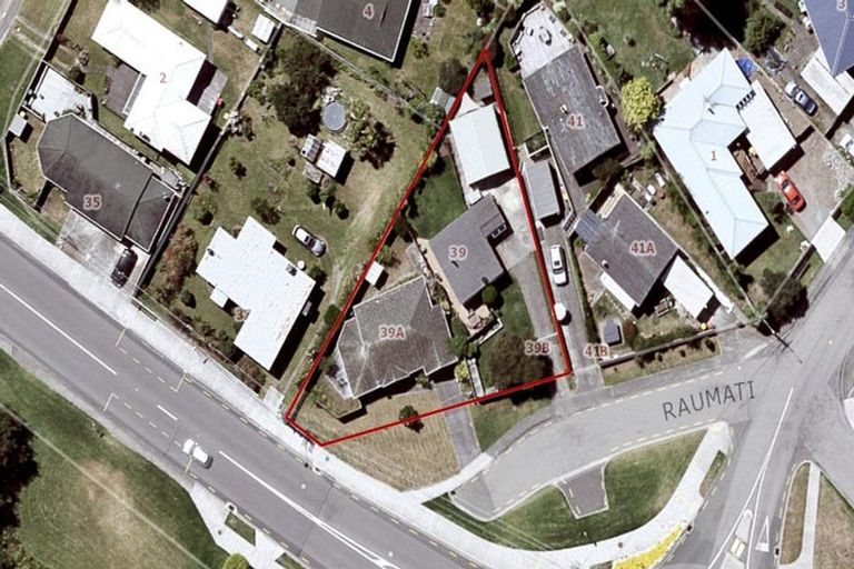 Photo of property in 39 Raumati Road, Raumati Beach, Paraparaumu, 5032