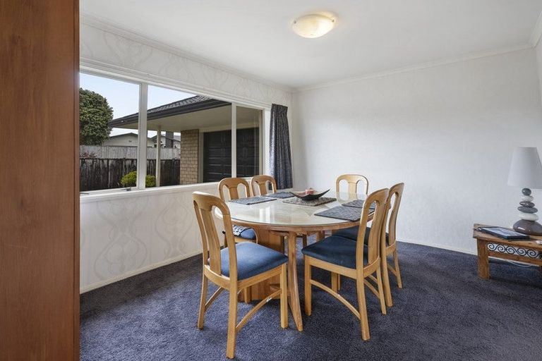 Photo of property in 430 Mangorei Road, Highlands Park, New Plymouth, 4312