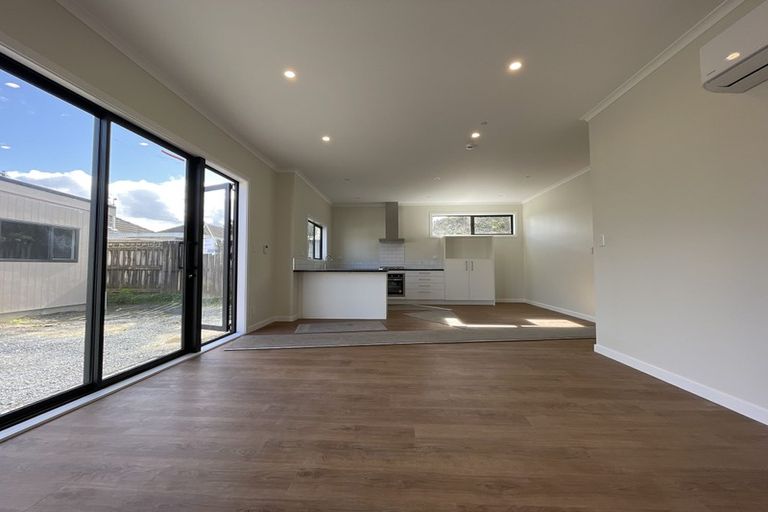 Photo of property in 392a Cambridge Terrace, Naenae, Lower Hutt, 5011