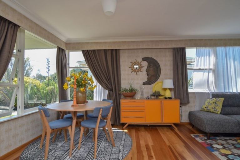 Photo of property in 53 East Street, Greytown, 5712