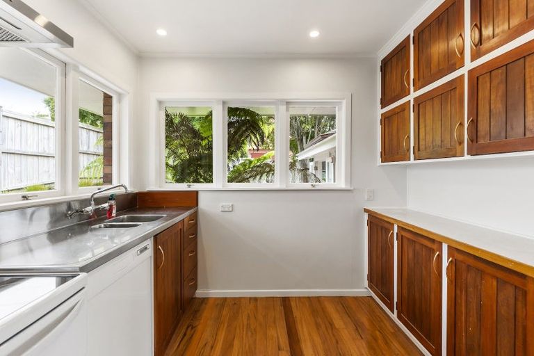 Photo of property in 1/42 Kawerau Avenue, Devonport, Auckland, 0624
