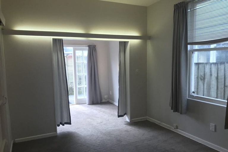 Photo of property in 125 Wallace Street, Mount Cook, Wellington, 6021