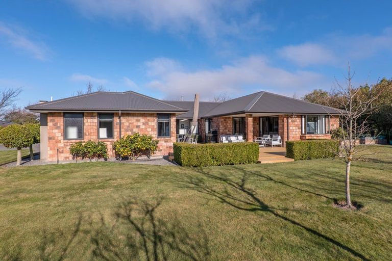 Photo of property in 24 Manor Drive, Rolleston, 7614