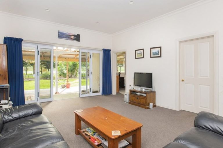Photo of property in 144 Ngakoroa Road, Ormond, Gisborne, 4071
