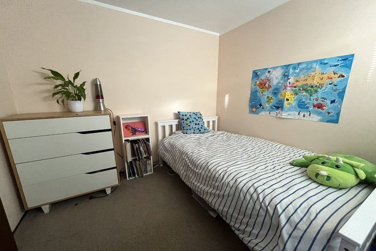 Photo of property in 3 Malters Place, Browns Bay, Auckland, 0630