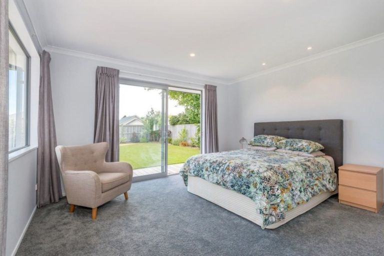 Photo of property in 80 Cairnbrae Drive, Prebbleton, 7604