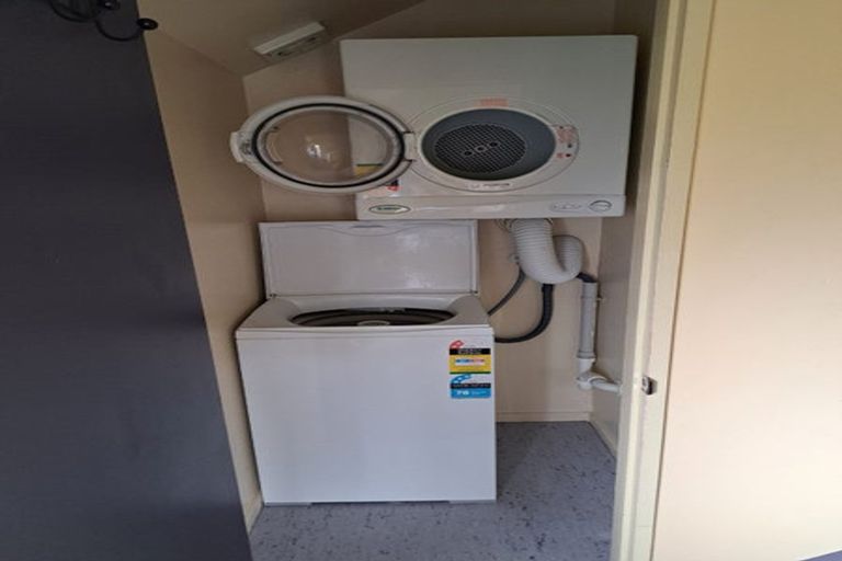 Photo of property in 5 Dundas Street, North Dunedin, Dunedin, 9016