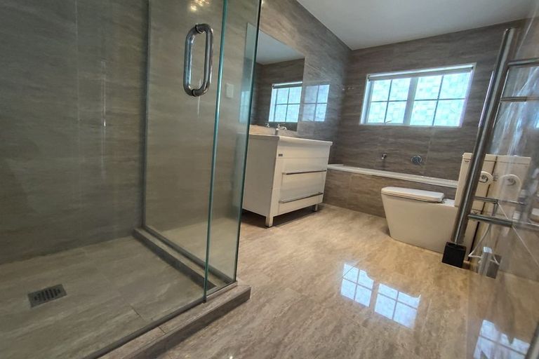 Photo of property in 15 Ballindrait Drive, Flat Bush, Auckland, 2019