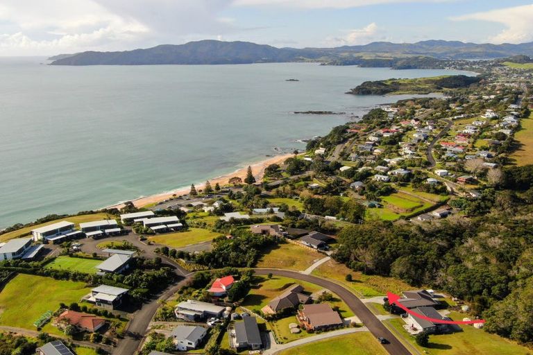 Photo of property in 28 Dudley Crescent, Cable Bay, 0420