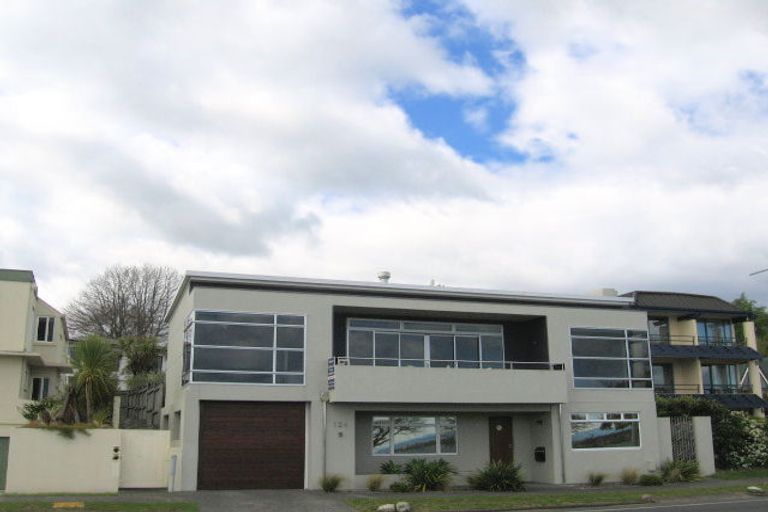 Photo of property in 124 Lake Terrace, Taupo, 3330