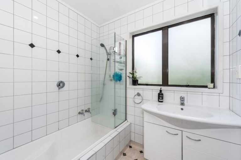 Photo of property in 50a Casey Avenue, Fairfield, Hamilton, 3214