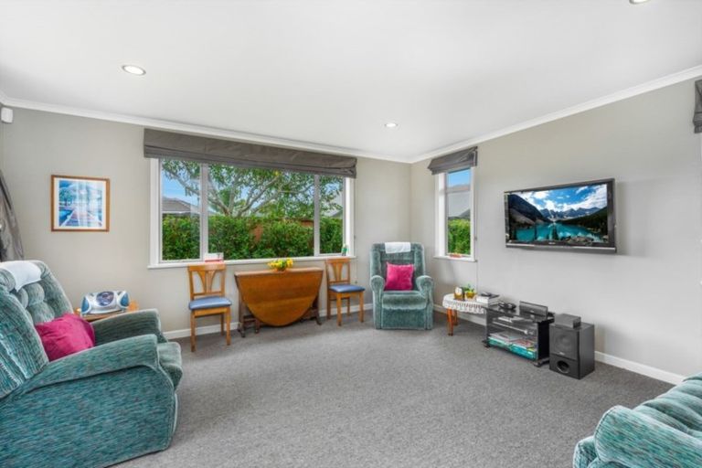 Photo of property in 19 Malbec Place, Rototuna, Hamilton, 3210