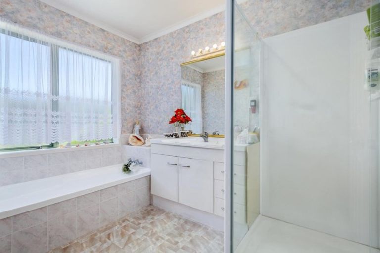 Photo of property in 18 Pacific Cove Drive, Papamoa Beach, Papamoa, 3118