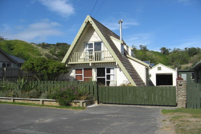 Photo of property in 69 Oregon Street, Ocean Grove, Dunedin, 9013