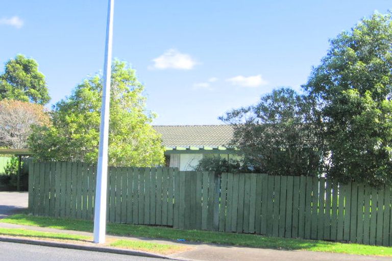 Photo of property in 40 Diorella Drive, Clover Park, Auckland, 2019