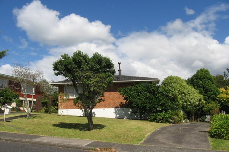 Photo of property in 7 Uppingham Crescent, Hillcrest, Auckland, 0627