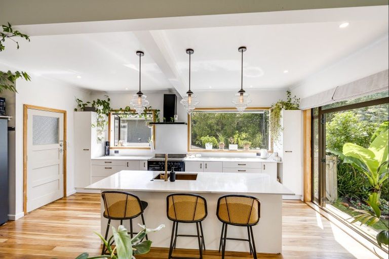 Photo of property in 5 Flanders Avenue, Onekawa, Napier, 4110