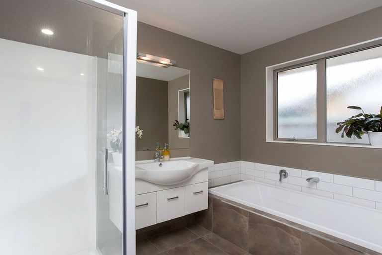 Photo of property in 24 Murphys Road, Halswell, Christchurch, 8025