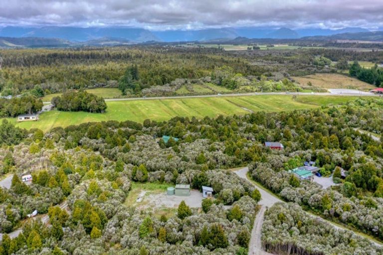 Photo of property in 22 Sanctuary Place, Kumara Junction, Hokitika, 7882