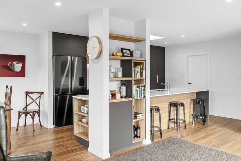 Photo of property in 29 Hunter Crescent, Wanaka, 9305