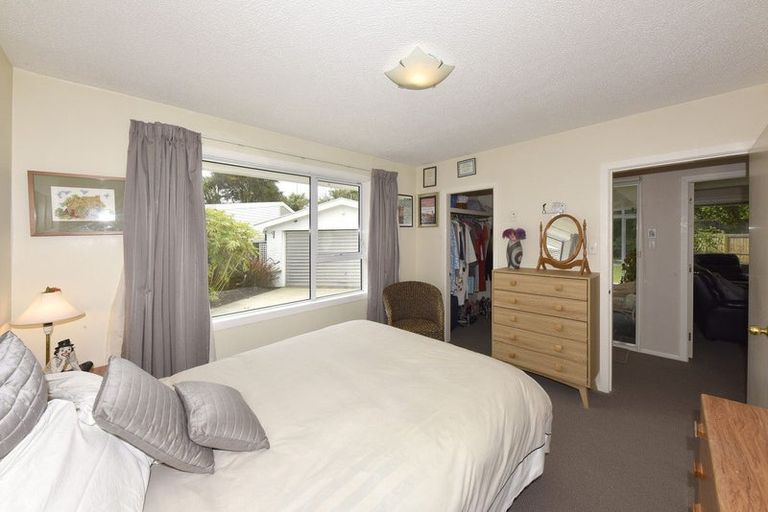 Photo of property in 34 Orrick Crescent, Avondale, Christchurch, 8061