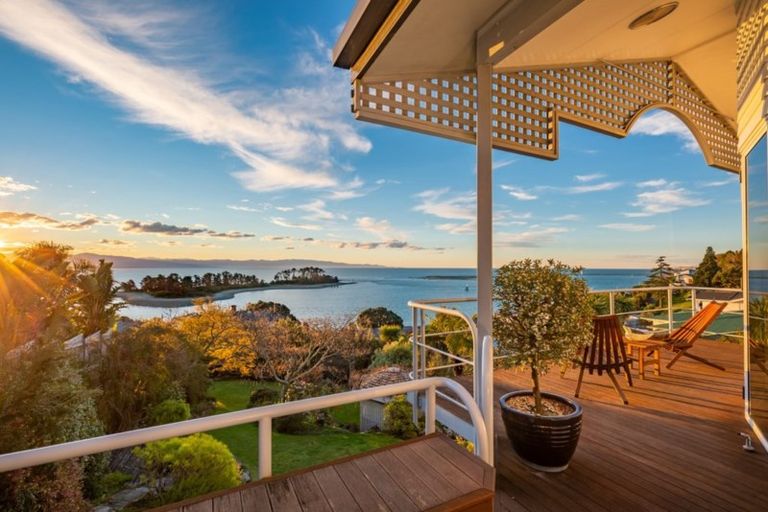 Photo of property in 27 Richardson Street, Britannia Heights, Nelson, 7010