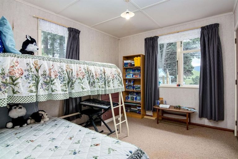 Photo of property in 152 Opaki Kaiparoro Road, Eketahuna, 4994