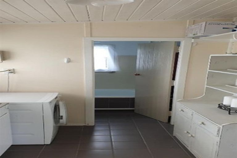 Photo of property in 121 Rangatira Drive, Mangakino, 3421