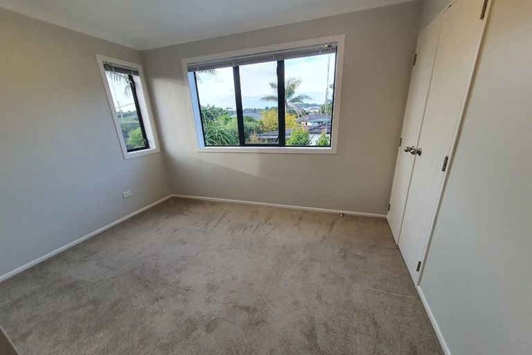 Photo of property in 79 Mt Lebanon Crescent, The Gardens, Auckland, 2105