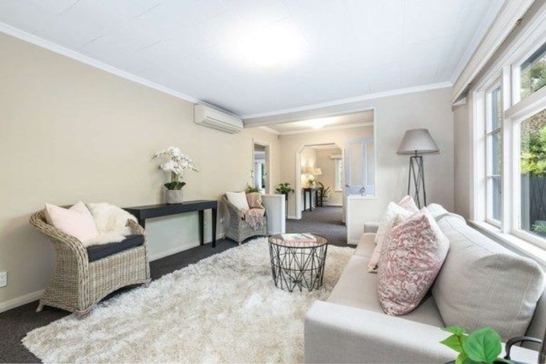 Photo of property in 189 Waimea Terrace, Beckenham, Christchurch, 8023